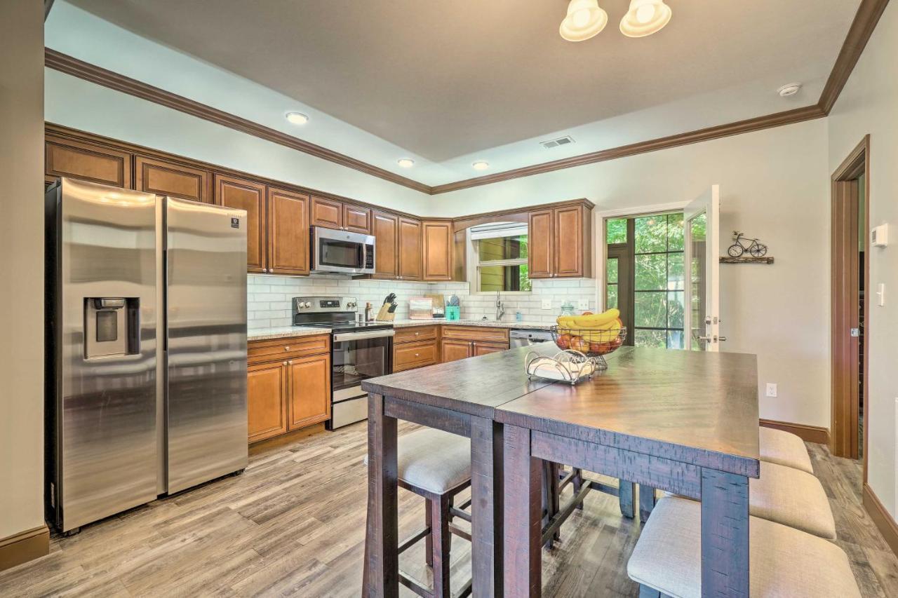 Cozy Townsend Condo, Resort-Style Amenities! Luaran gambar