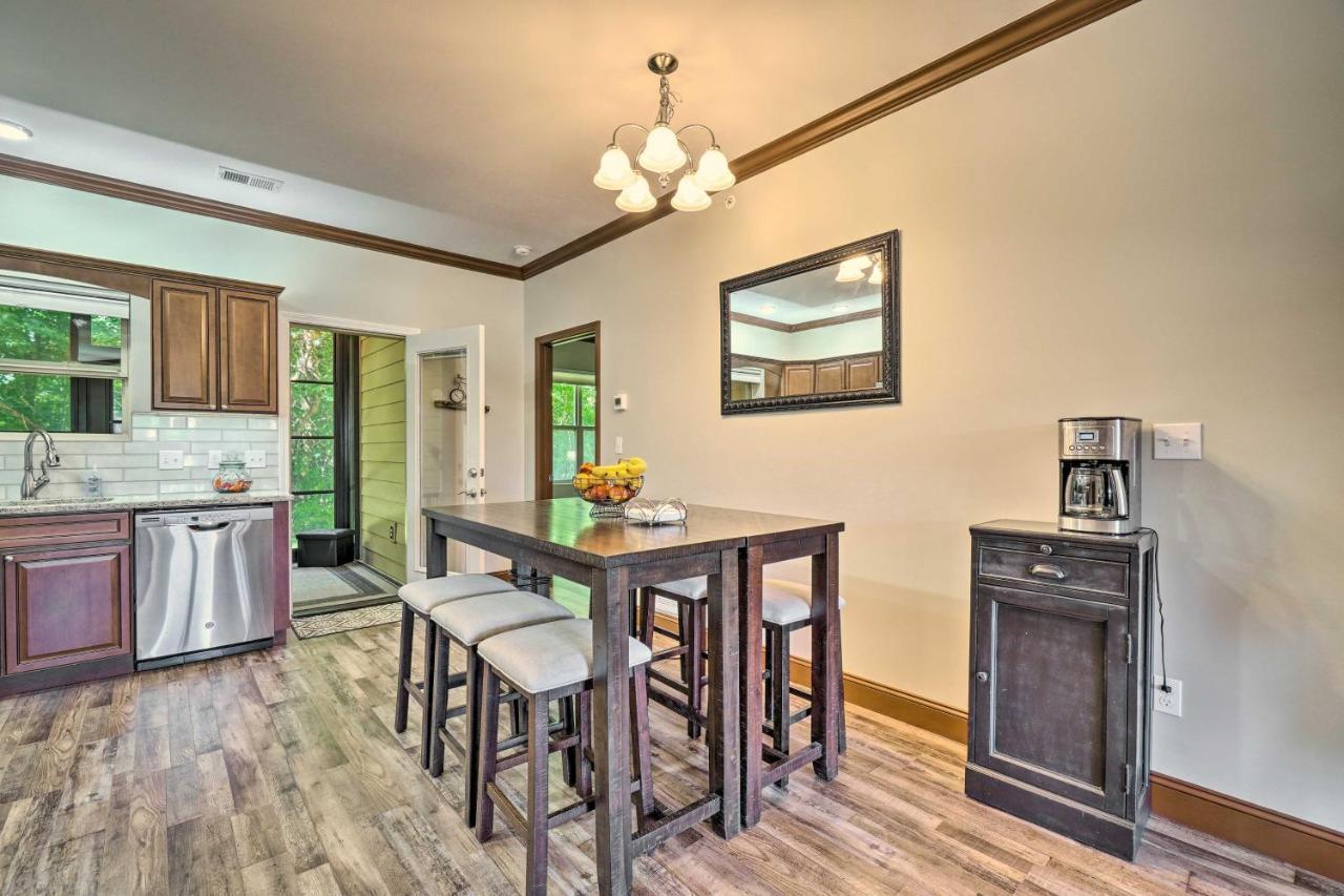 Cozy Townsend Condo, Resort-Style Amenities! Luaran gambar