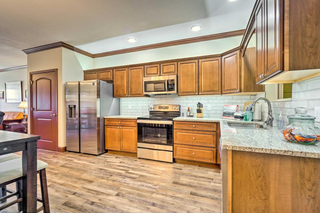 Cozy Townsend Condo, Resort-Style Amenities! Luaran gambar